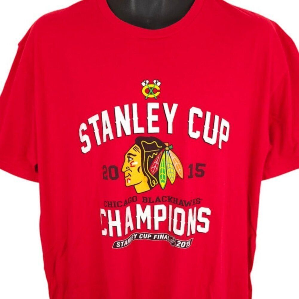 Chicago Blackhawks T Shirt Mens Size 2XL Red 2015 Stanley Cup NHL Hockey